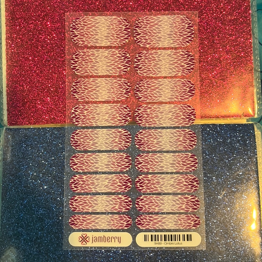 🔴2/$6 Jamberry ombre lotus nail wraps